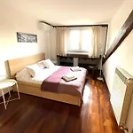 Lovely 2 Room Penthouse At Arco Della Pace